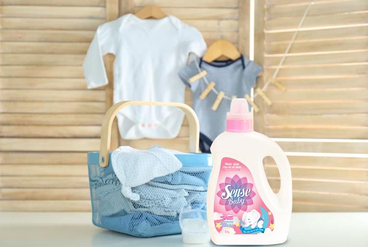Nhàn cho Mẹ, An toàn cho bé với nước giặt Sense Baby.