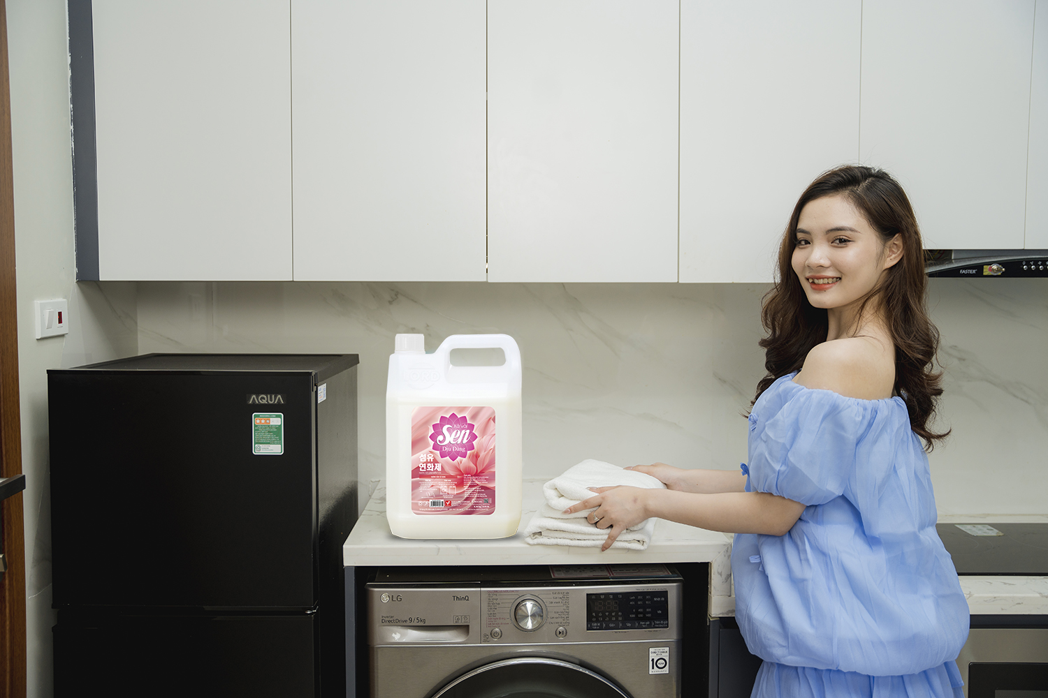 Nước Xả Vải Sen – Chăm Sóc Vải Vượt Trội, Hương Thơm Lưu Luyến