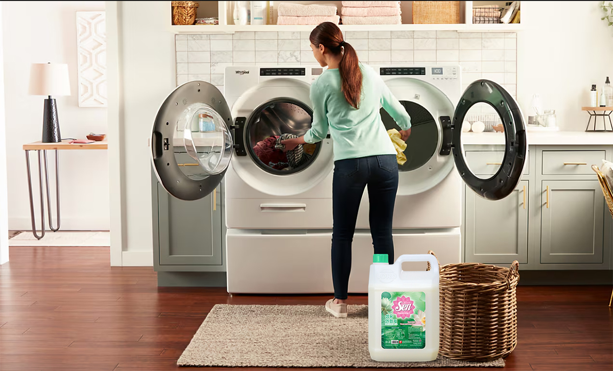 NƯỚC XẢ VẢI SEN THUẦN KHIẾT – HƯƠNG THƠM TỰ NHIÊN, MỀM MẠI TINH TƯƠM