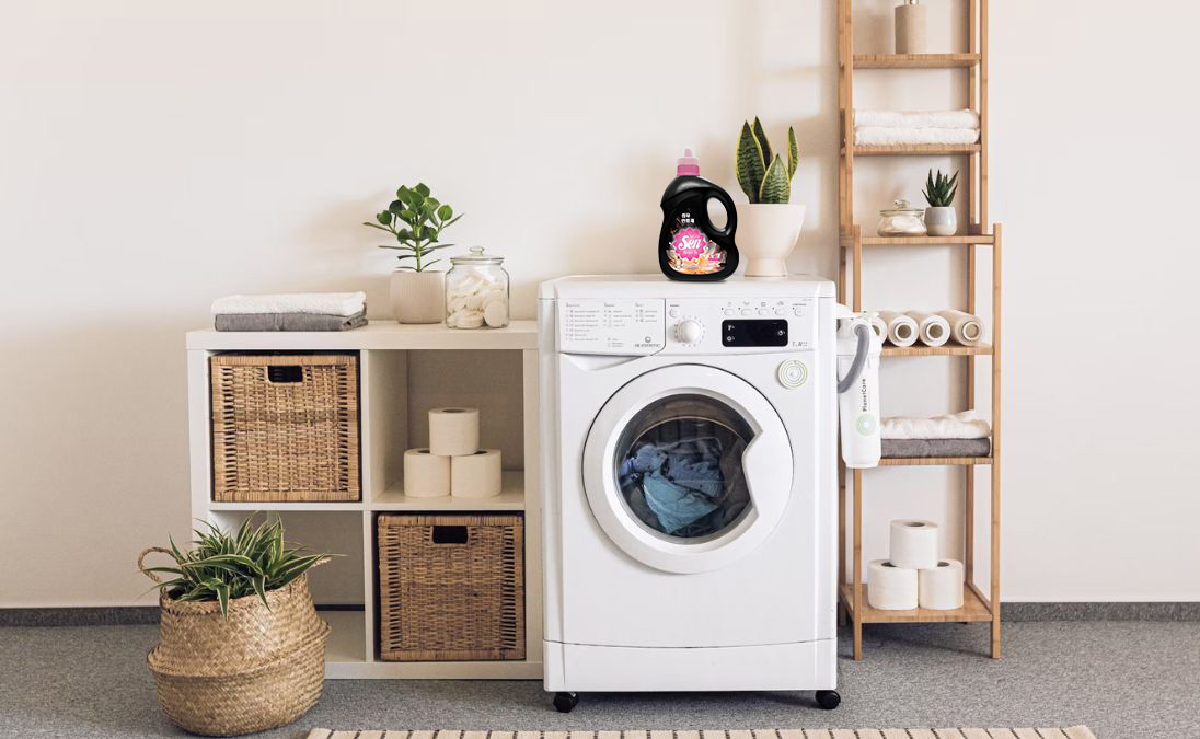 Nước Xả Vải Sen Huyền Bí - Hương Sen Thanh Khiết, Quyến Rũ Đến Say Đắm