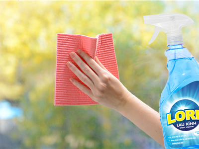 Nước Lau Kính Lord Hoàn Hảo: Giải Pháp Làm Sạch Mọi Bề Mặt Kính